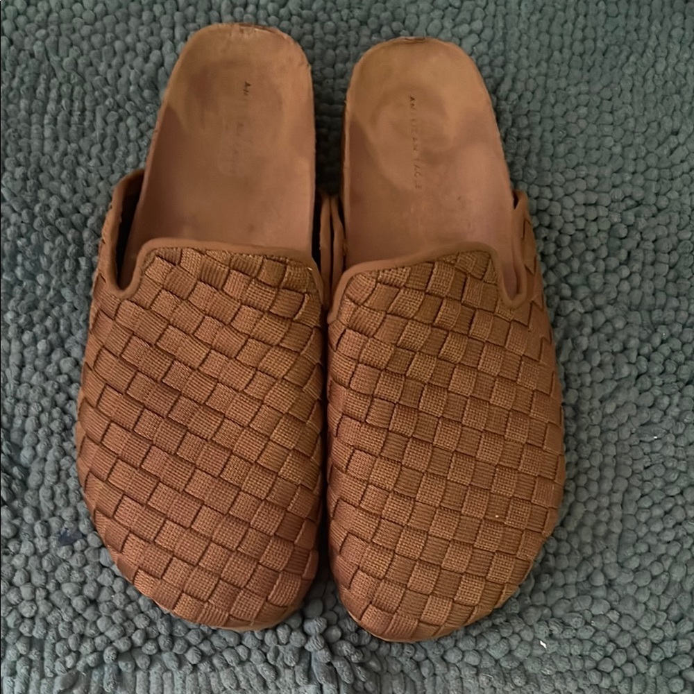 American Eagle Tan Leather Woven Slip-On Loafers